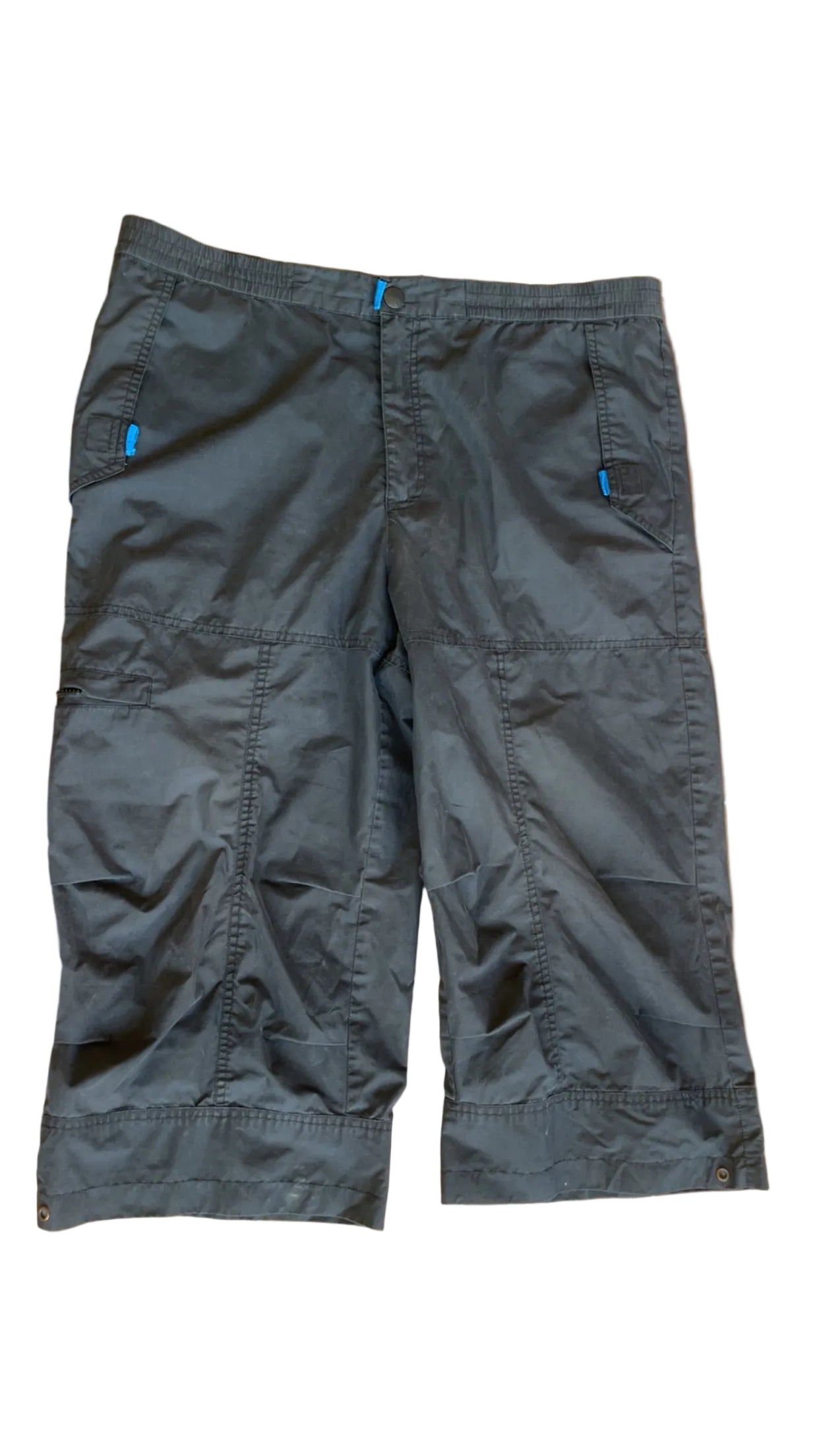 Long black shorts XL